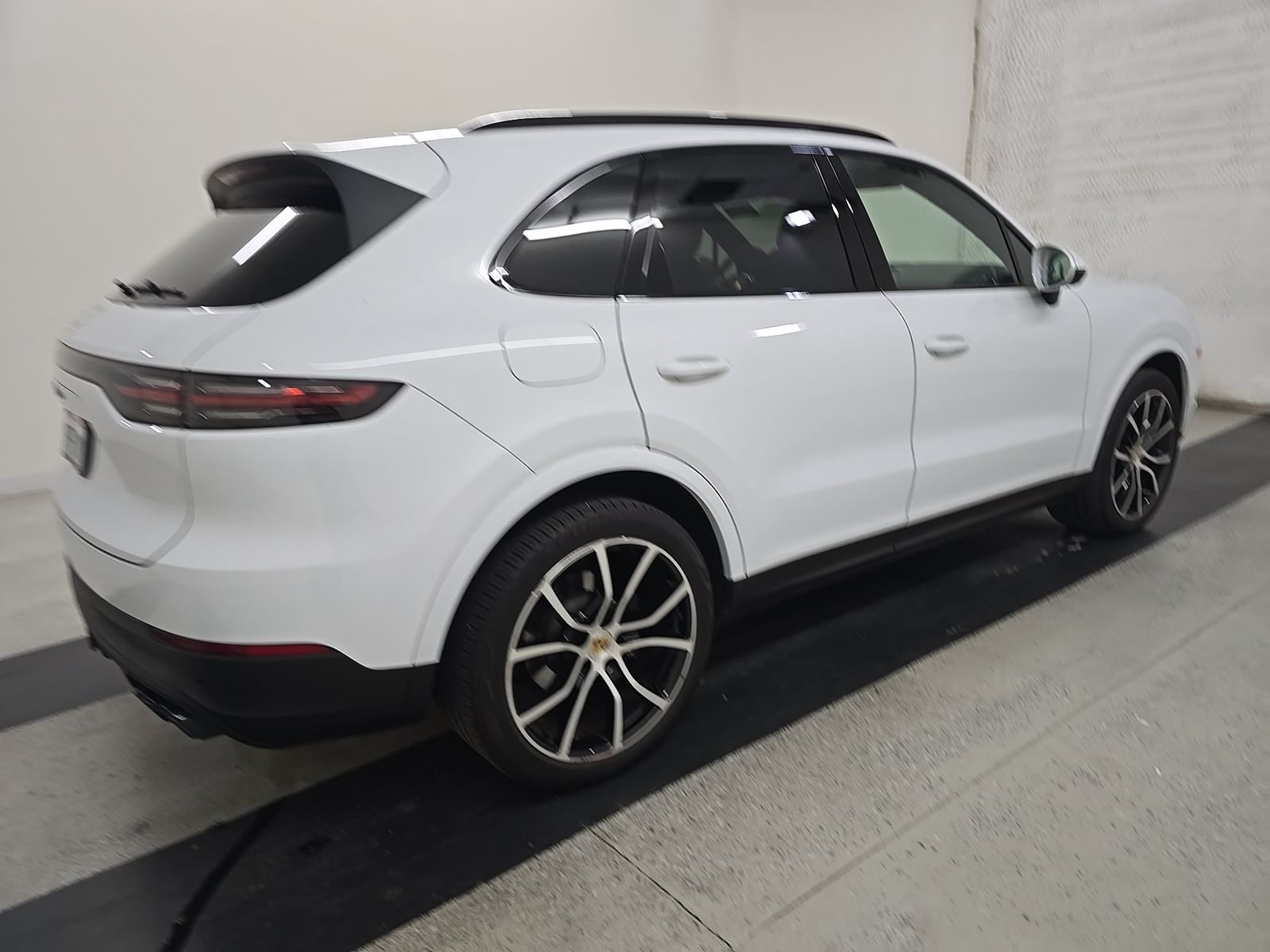 PORSCHE CAYENNE - 5