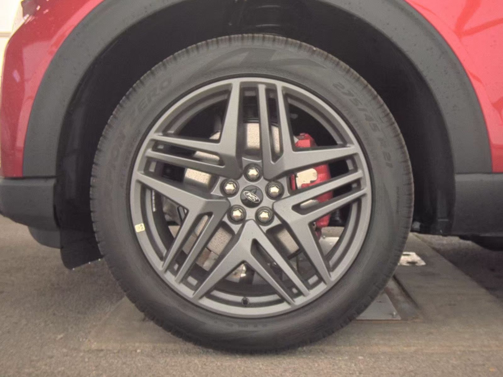 FORD EXPLORER - 10