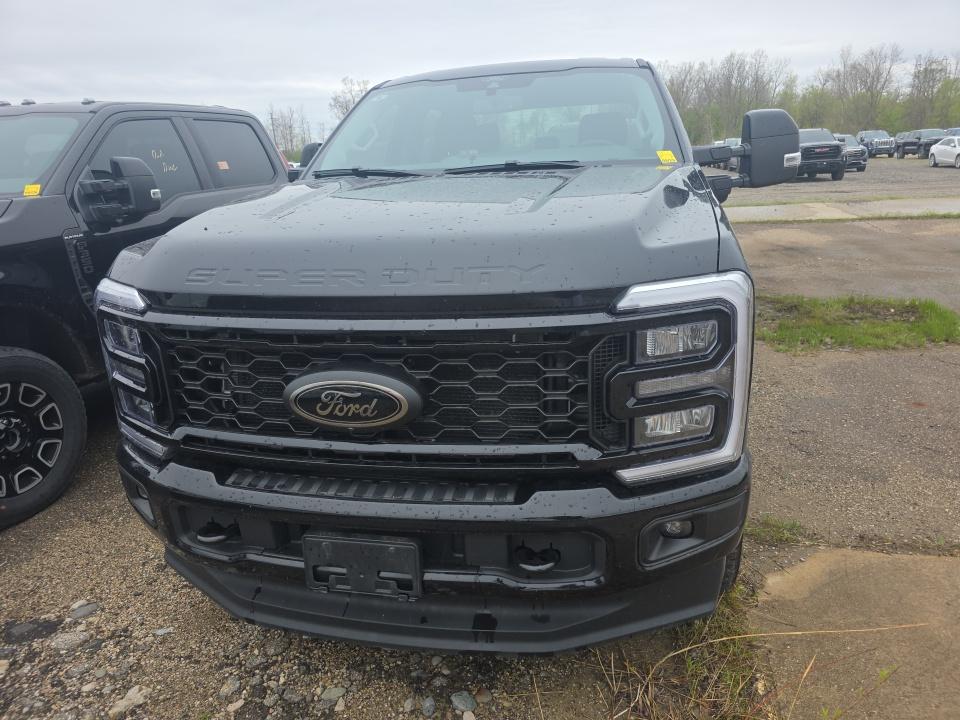 FORD UNKNOWN - 3
