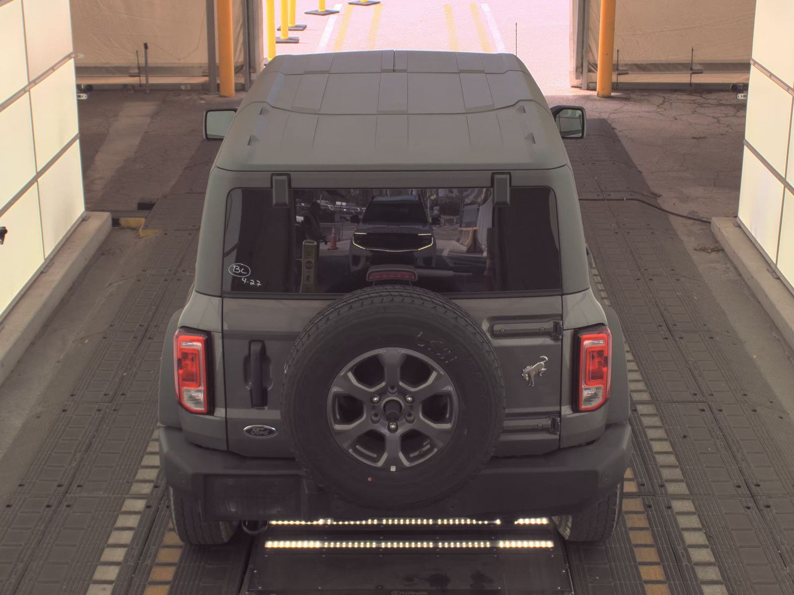 FORD BRONCO - 7