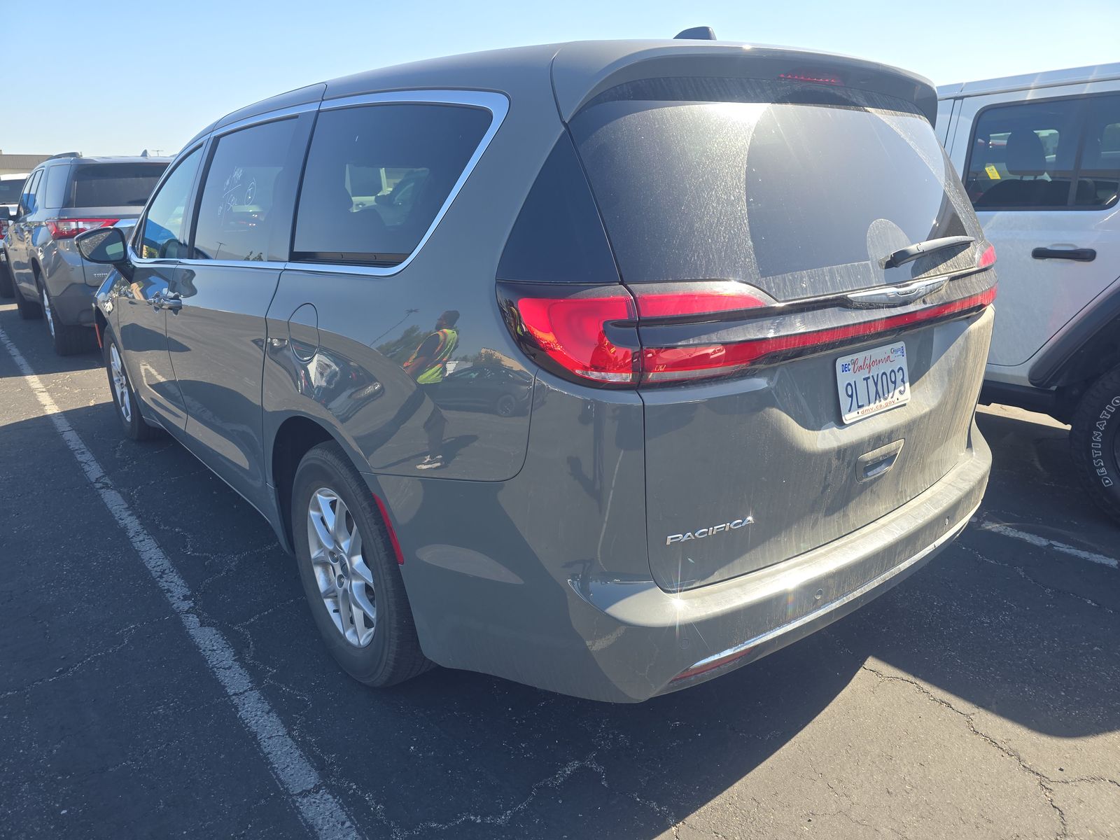 2025 Chrysler Pacifica Select FWD
