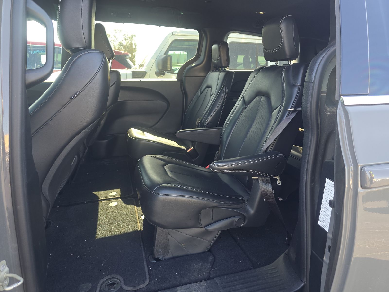 2025 Chrysler Pacifica Select FWD