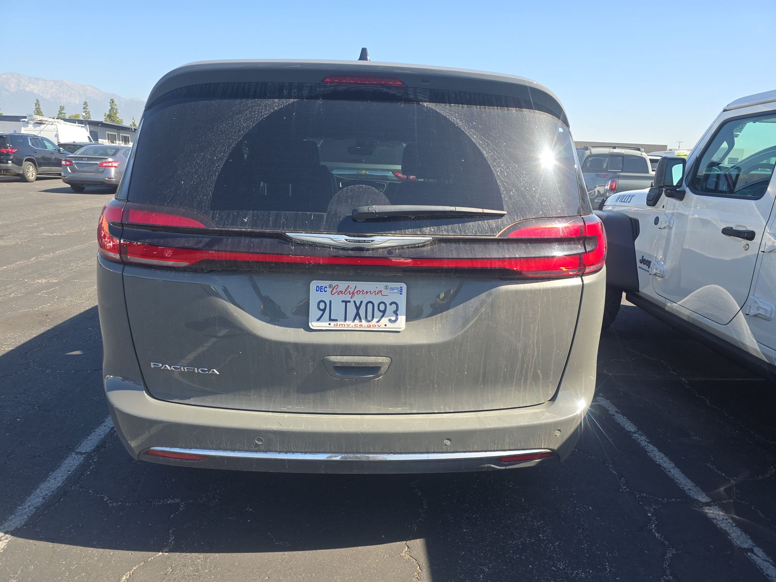 2025 Chrysler Pacifica Select FWD