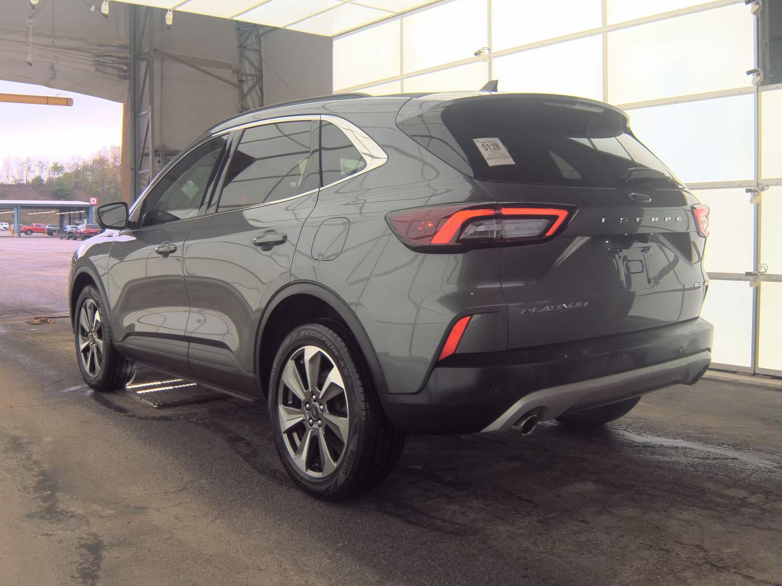 FORD ESCAPE - 9