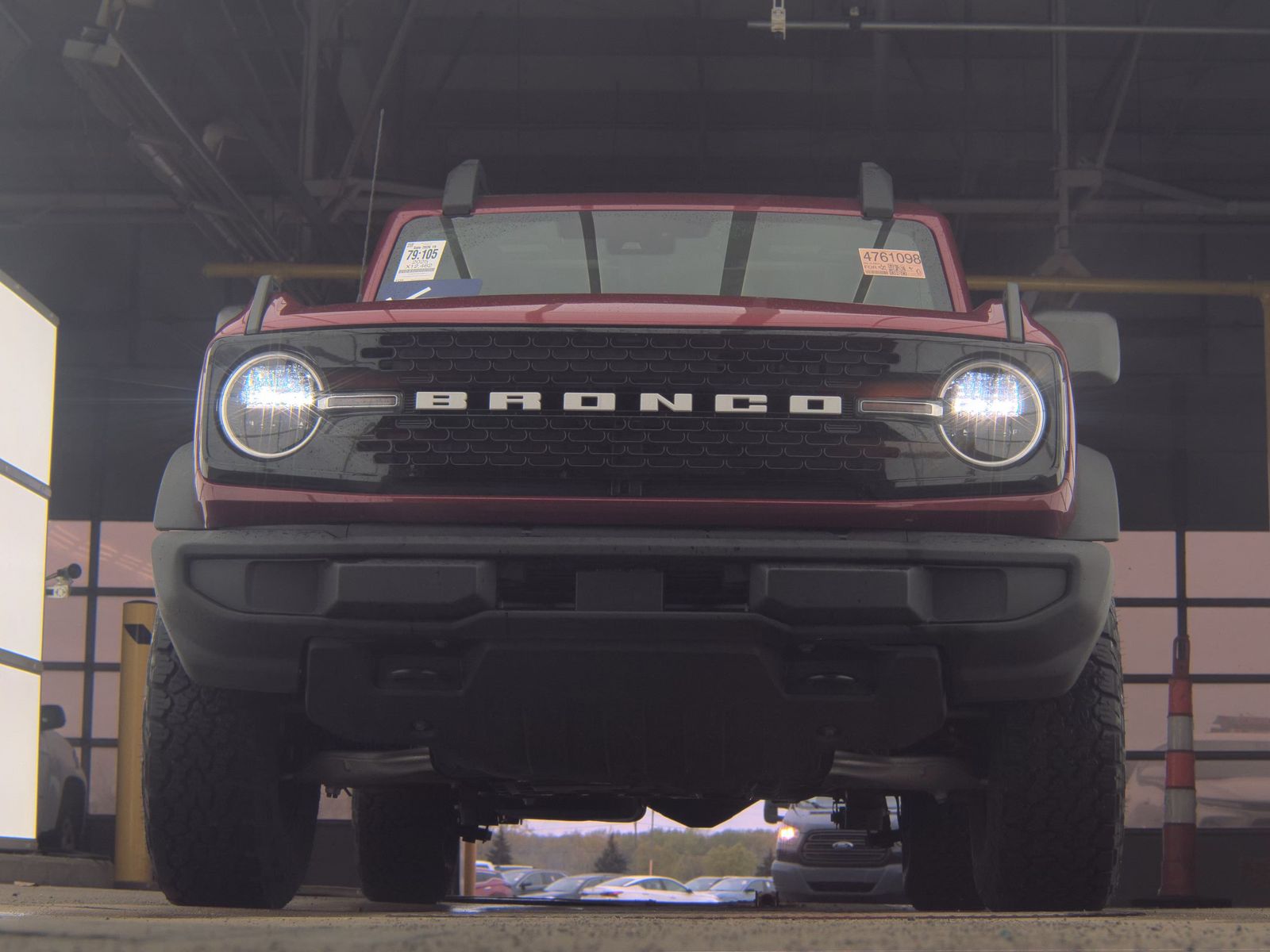 FORD BRONCO - 4
