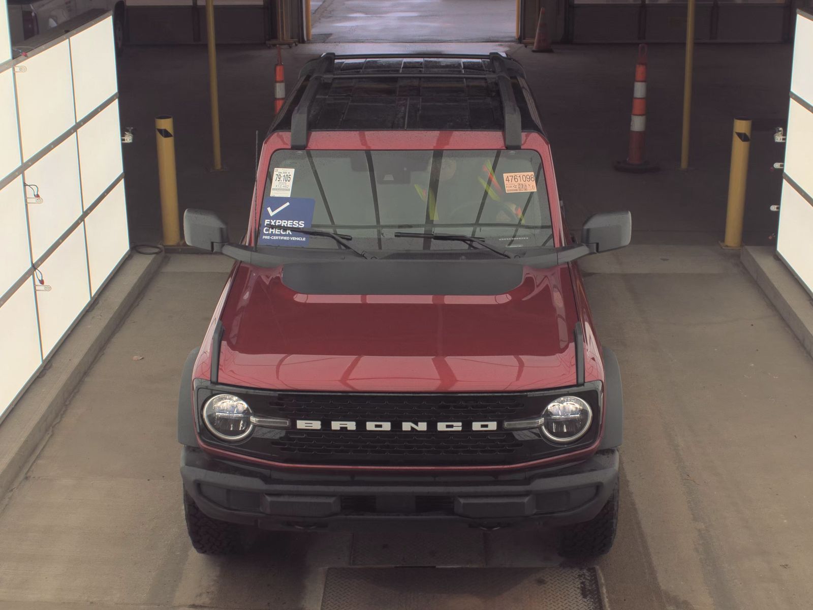 FORD BRONCO - 3