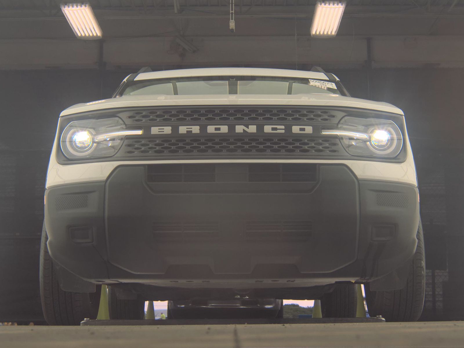FORD BRONCO - 4