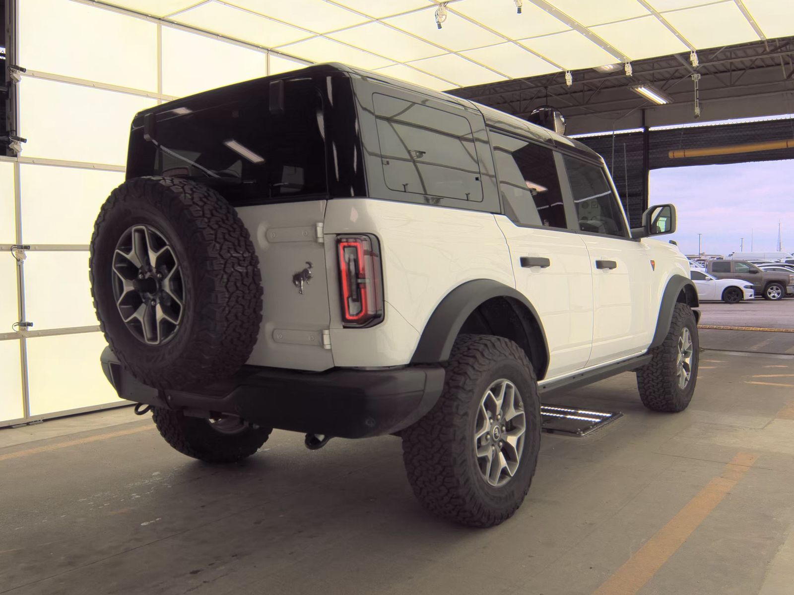 FORD BRONCO - 6