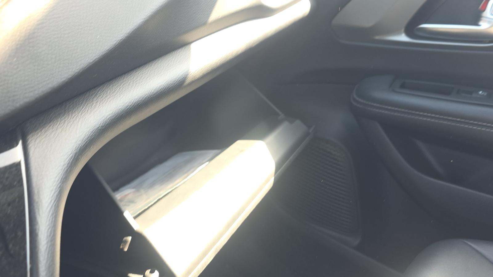 2025 Chrysler Pacifica Select FWD