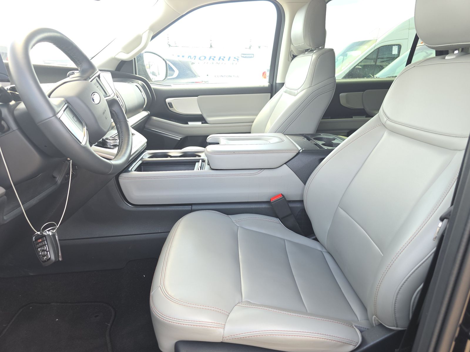 FORD EXPEDITION - 8
