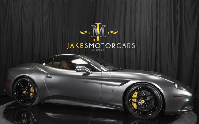 2016 Ferrari California T RWD