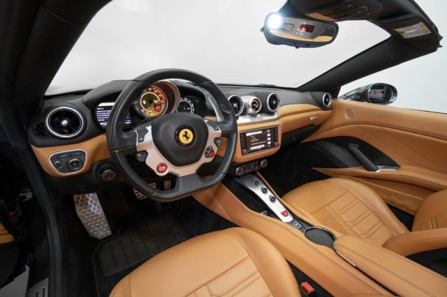 2016 Ferrari California T RWD