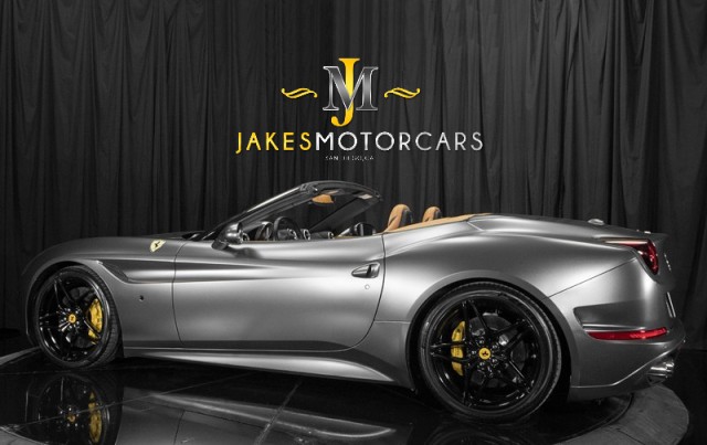 2016 Ferrari California T RWD
