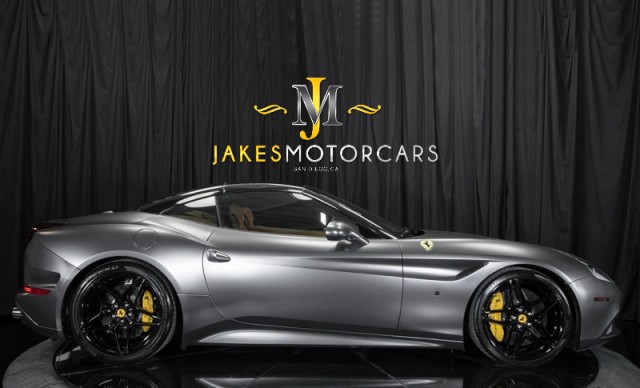 2016 Ferrari California T RWD