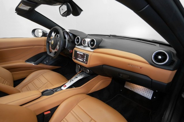 2016 Ferrari California T RWD
