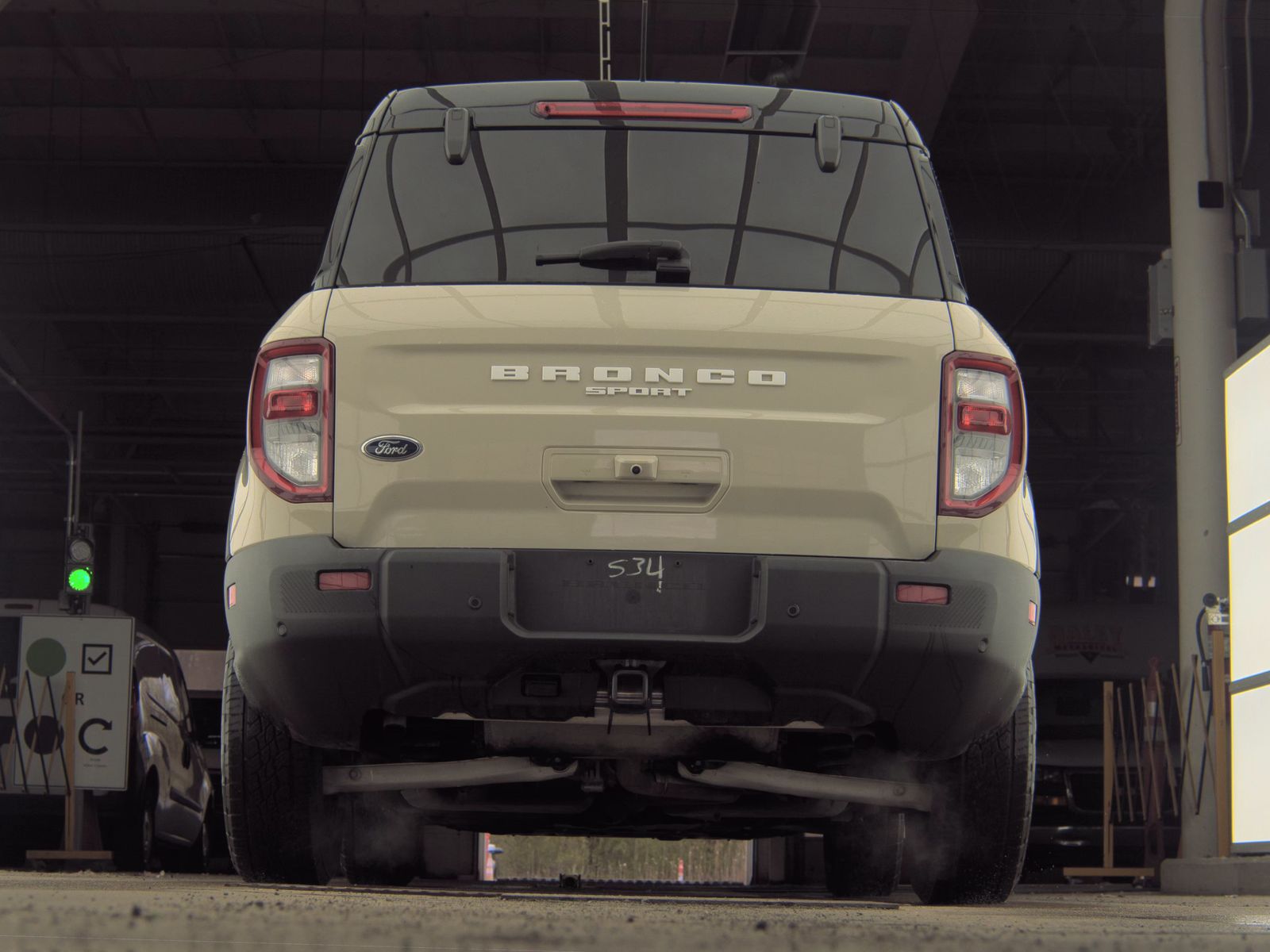 FORD BRONCO - 8