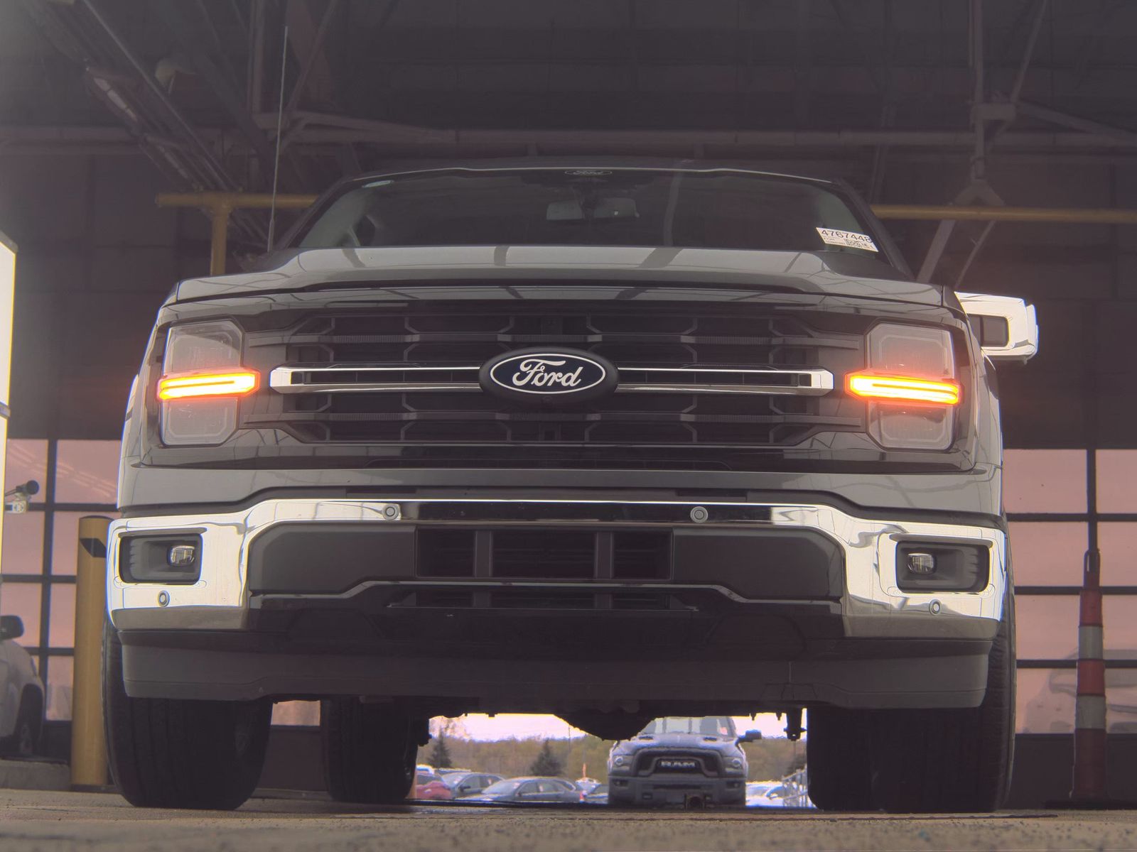 FORD F-150 - 4