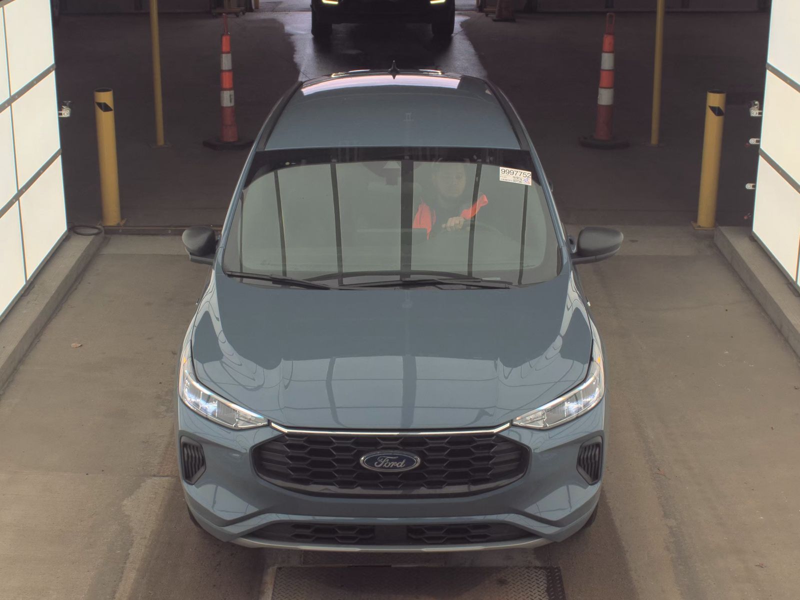 FORD ESCAPE - 3