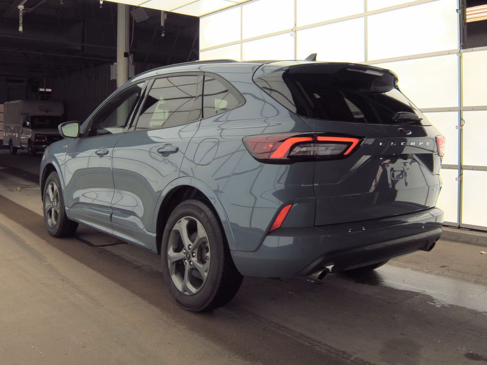 FORD ESCAPE - 9