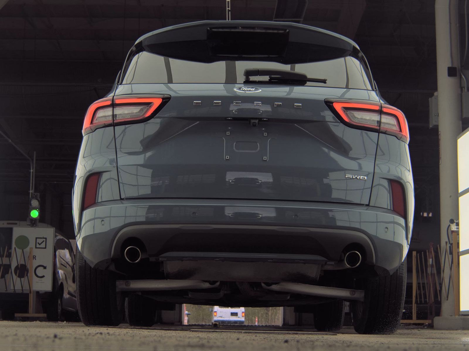 FORD ESCAPE - 8