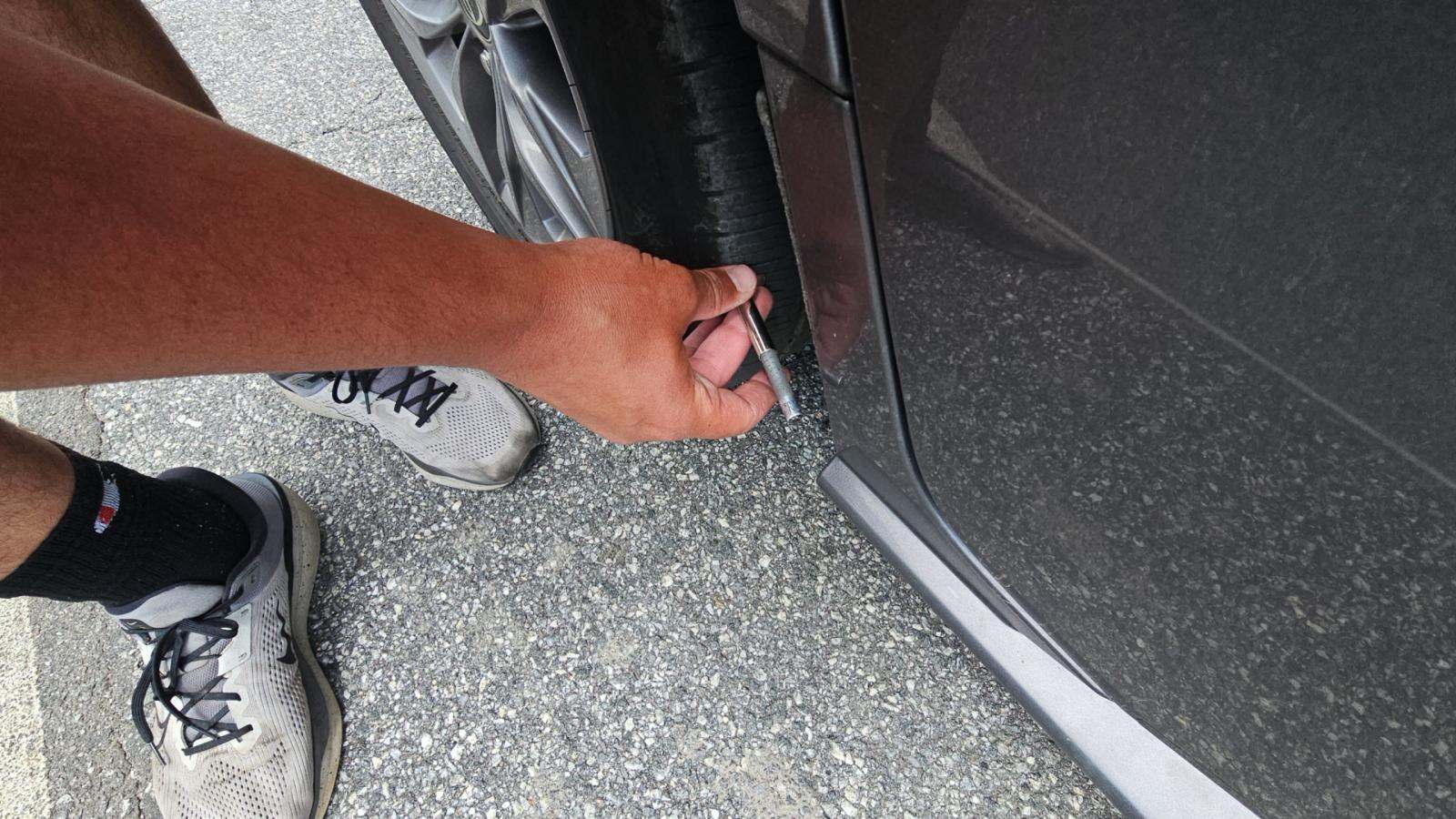2021 Toyota Sienna LE photo 38