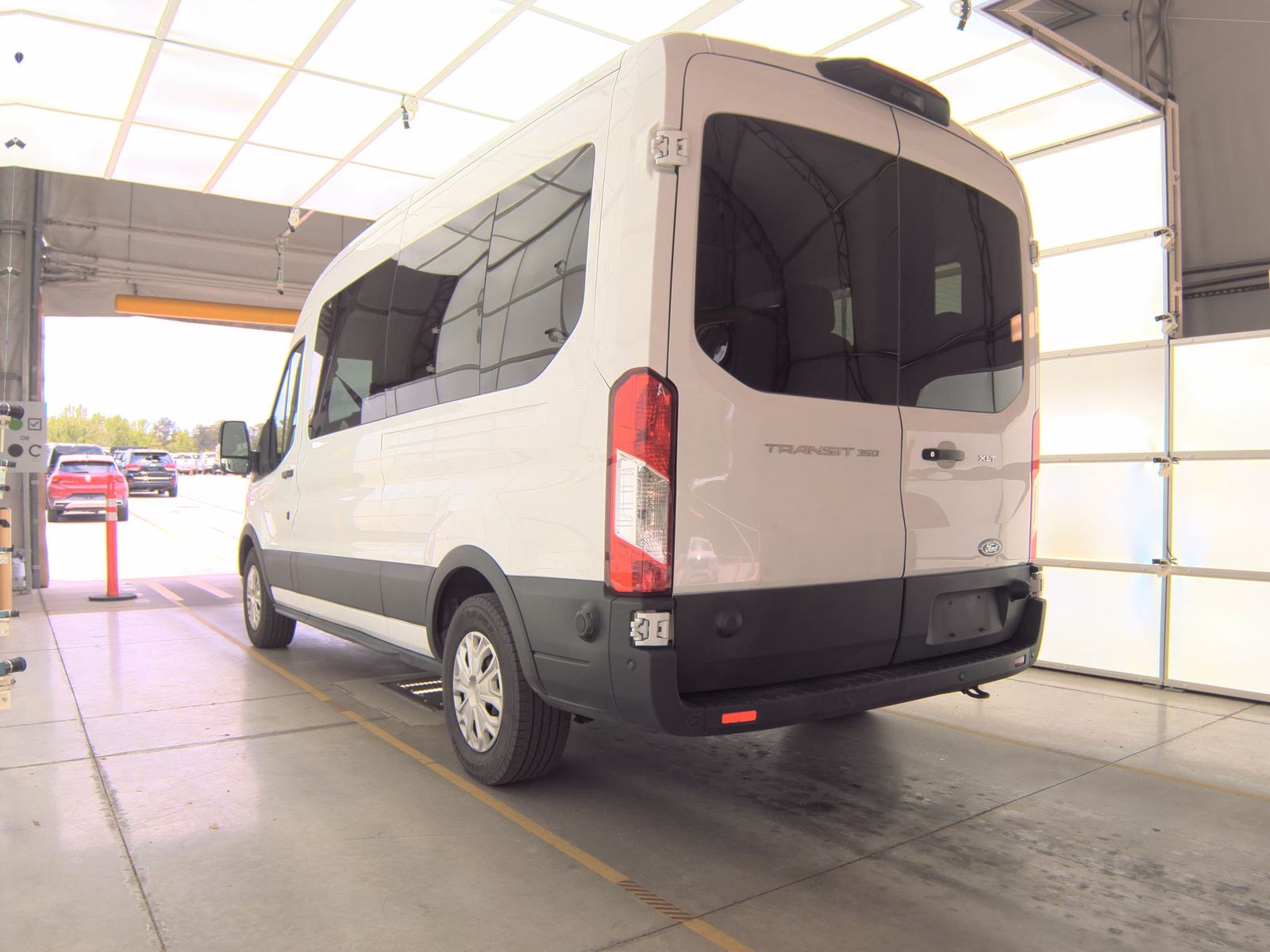 FORD TRANSIT 350 - 9
