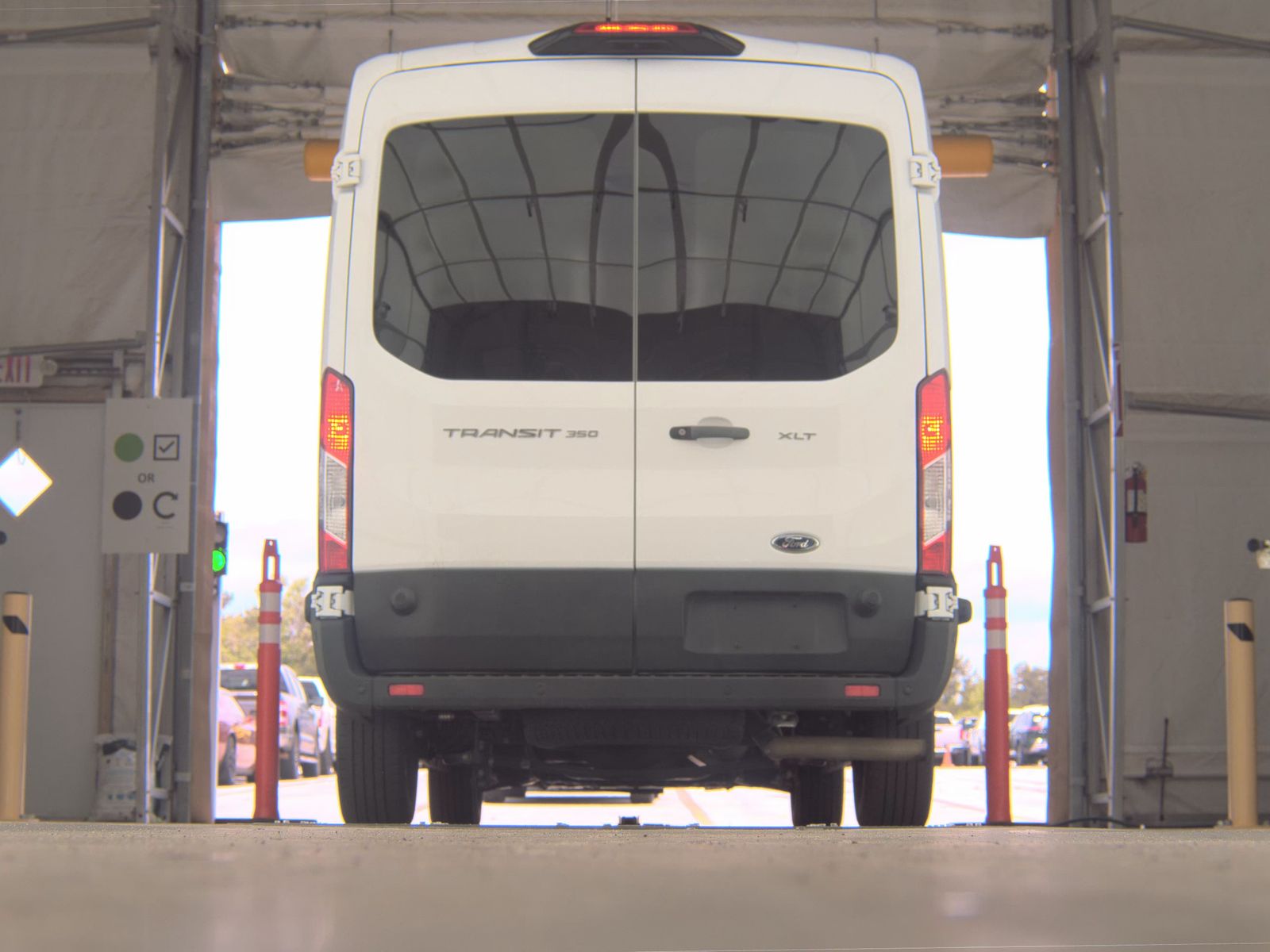 FORD TRANSIT 350 - 8