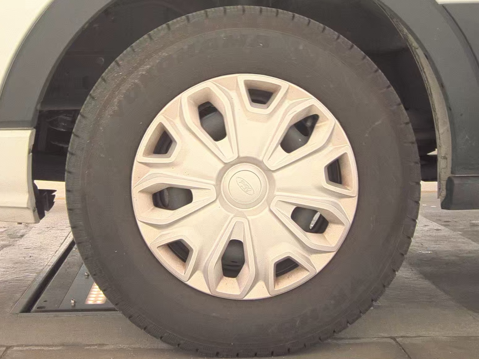 FORD TRANSIT 350 - 10
