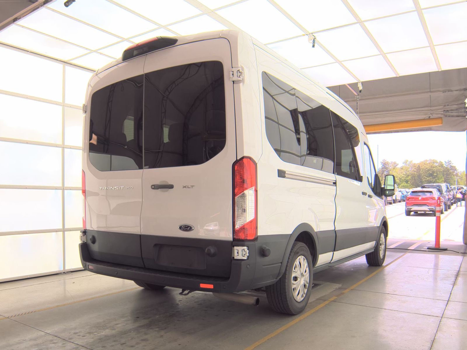 FORD TRANSIT 350 - 6
