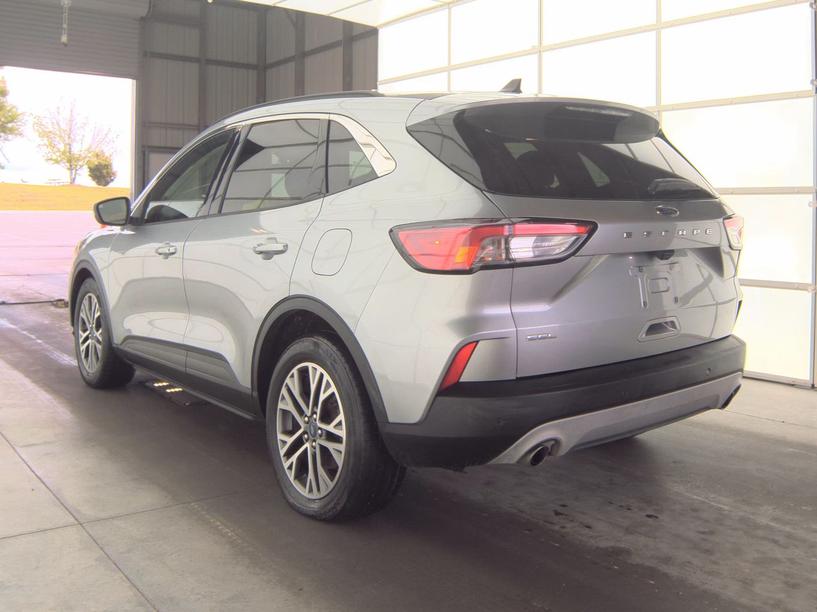 FORD ESCAPE - 9