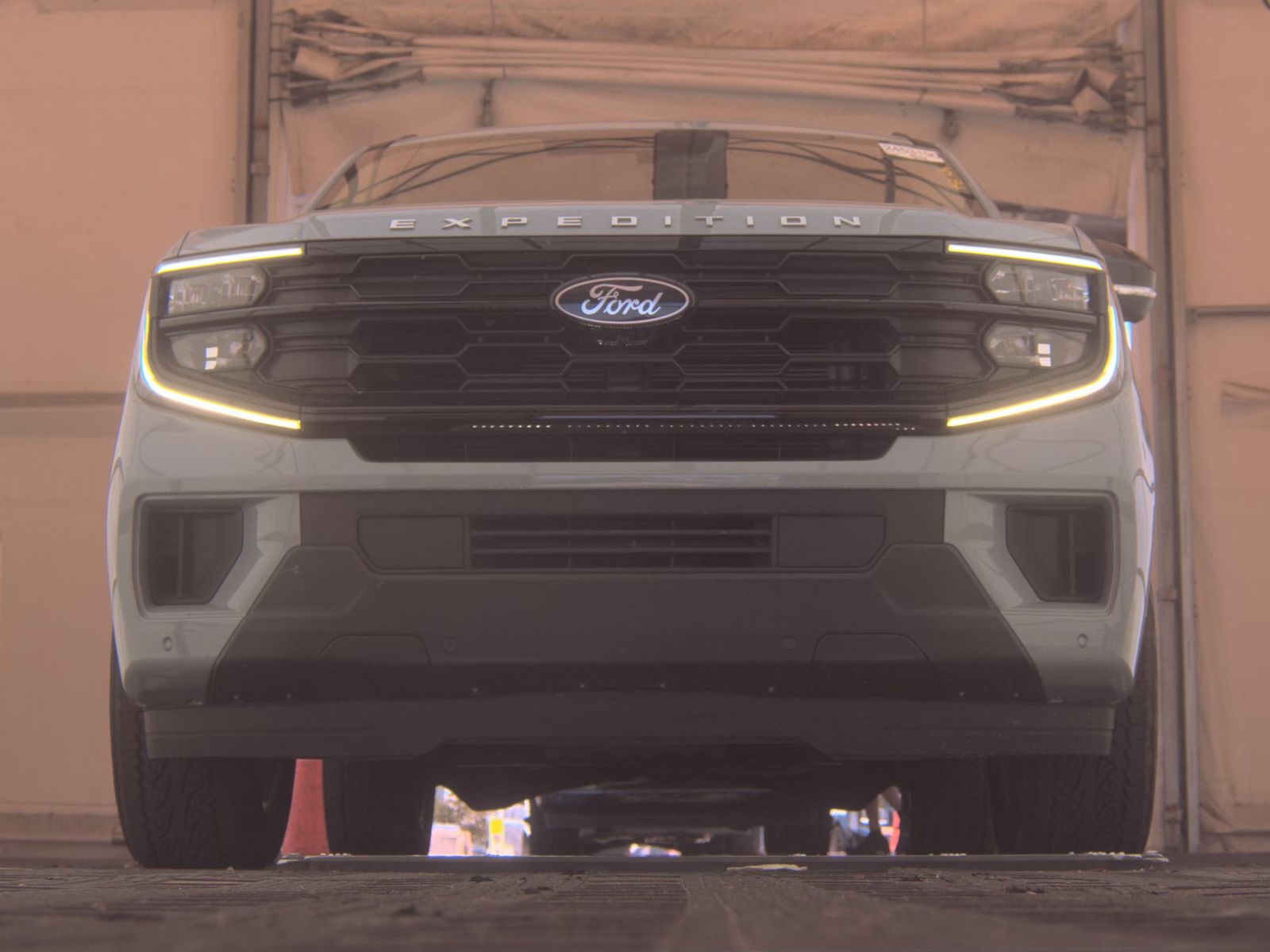FORD EXPEDITION - 4