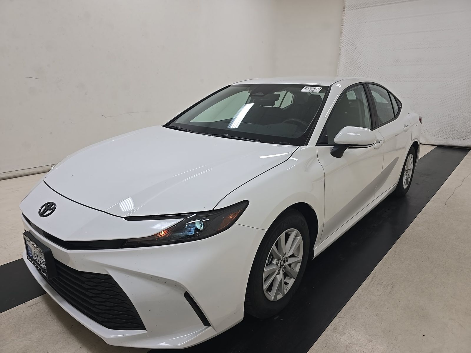 TOYOTA CAMRY - 1