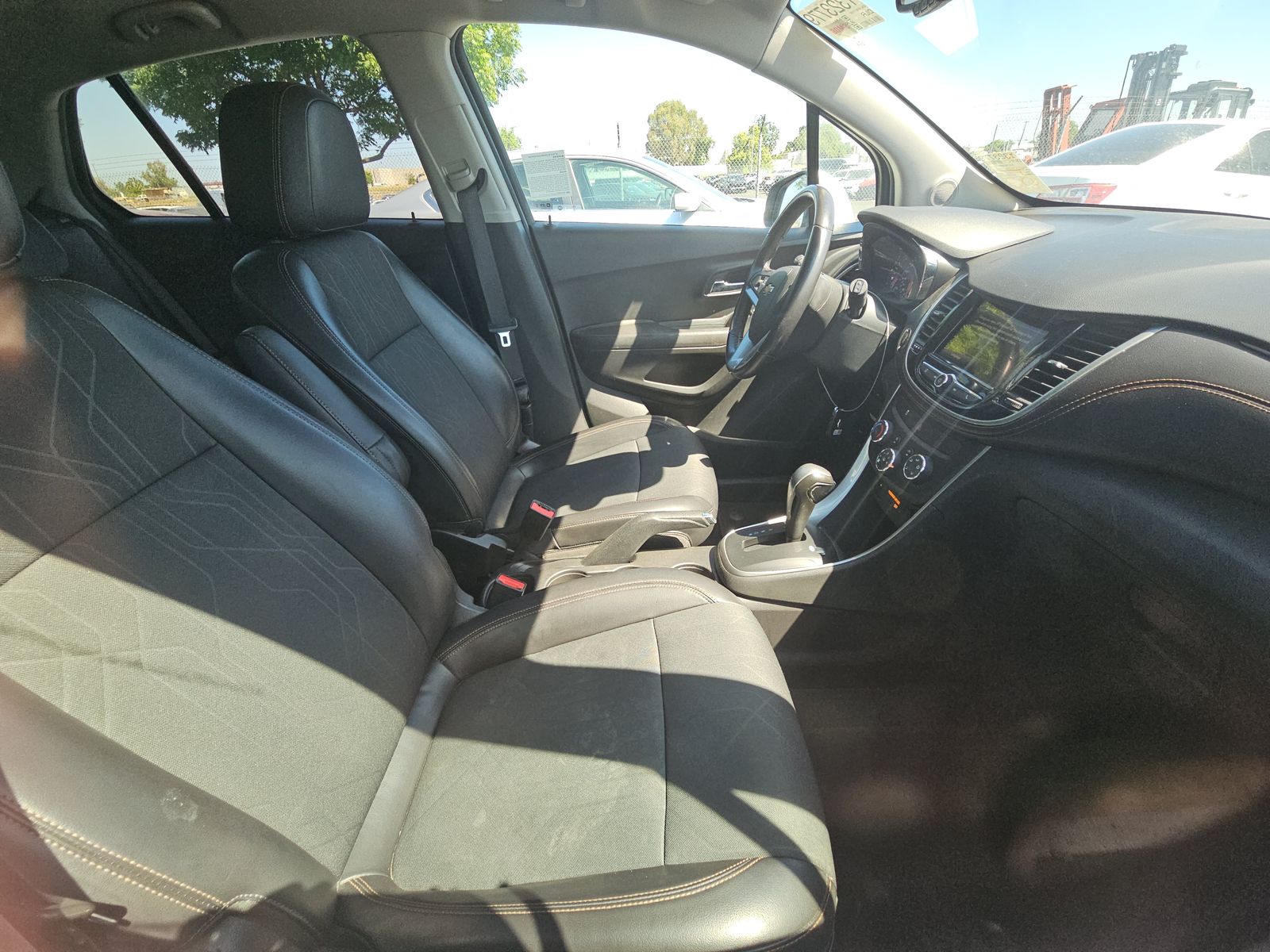 CHEVROLET TRAX - 9