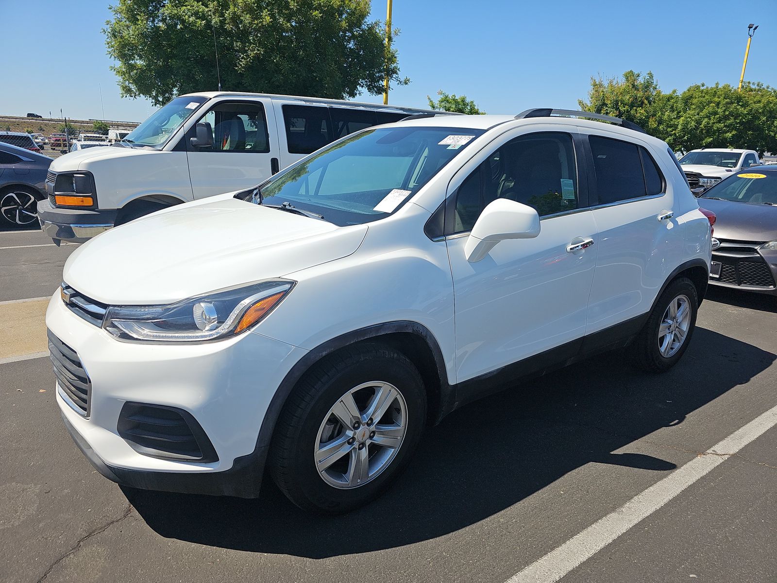 CHEVROLET TRAX - 1