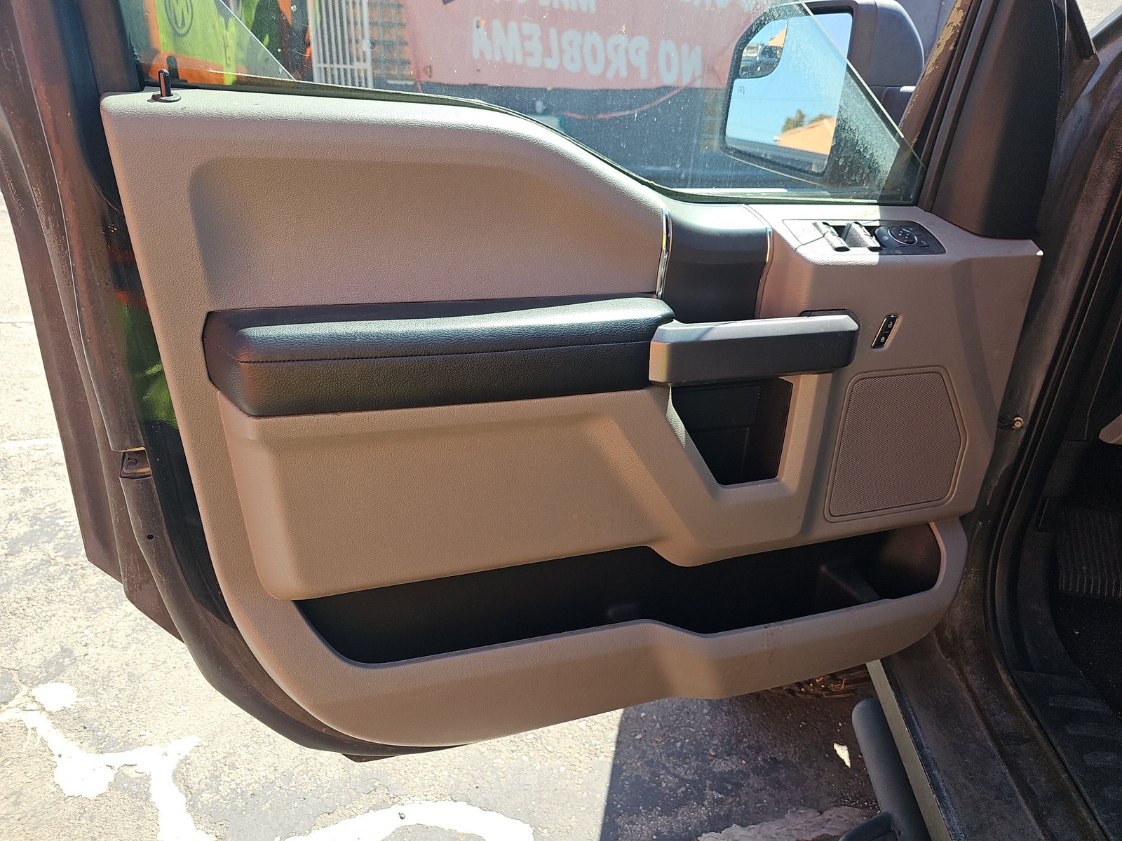 FORD F-150 - 10
