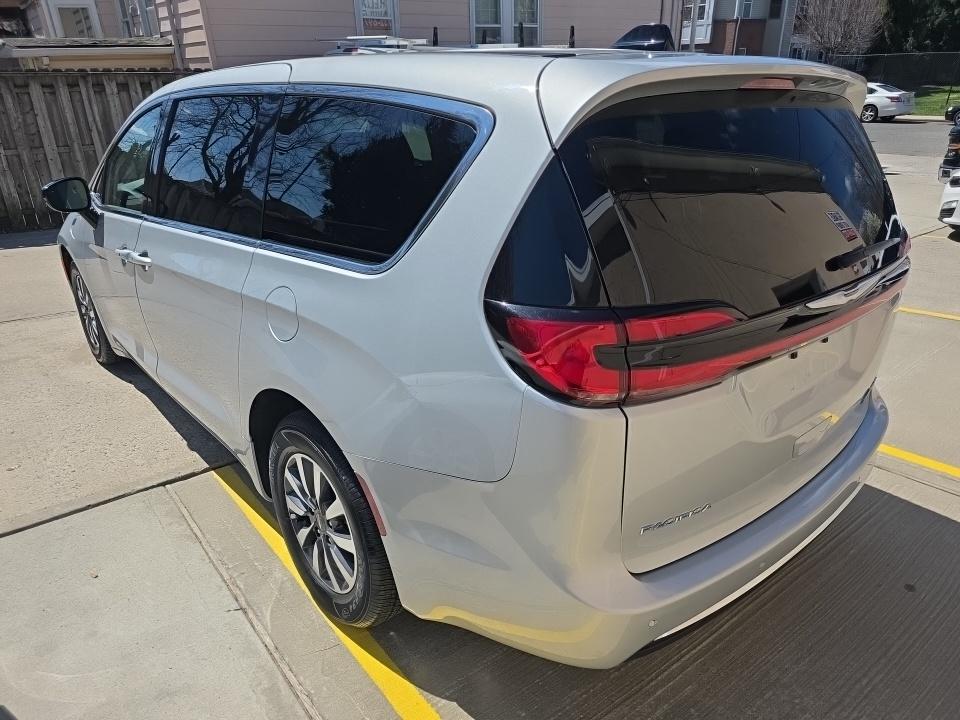 CHRYSLER PACIFICA - 7
