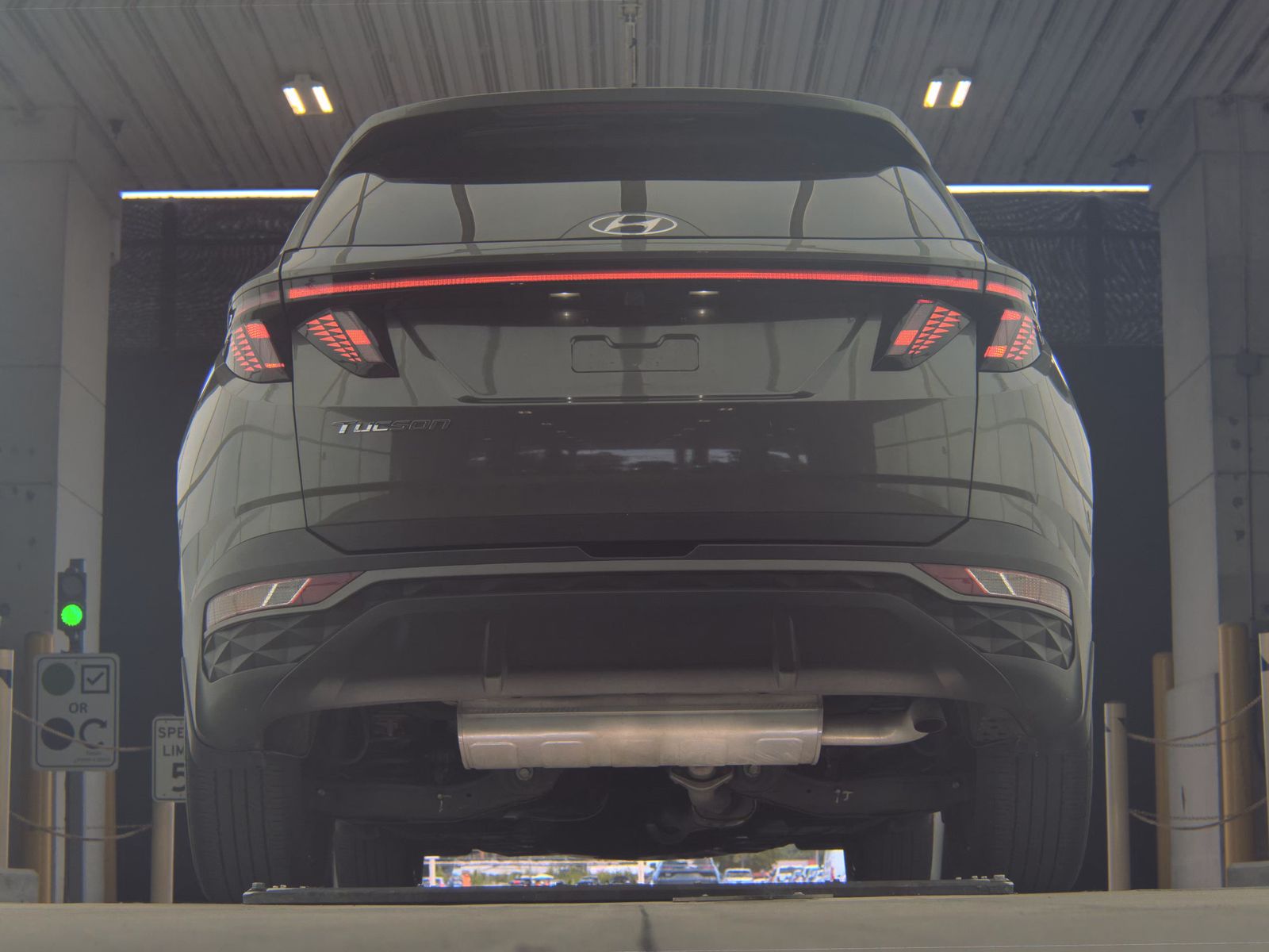 HYUNDAI TUCSON - 8