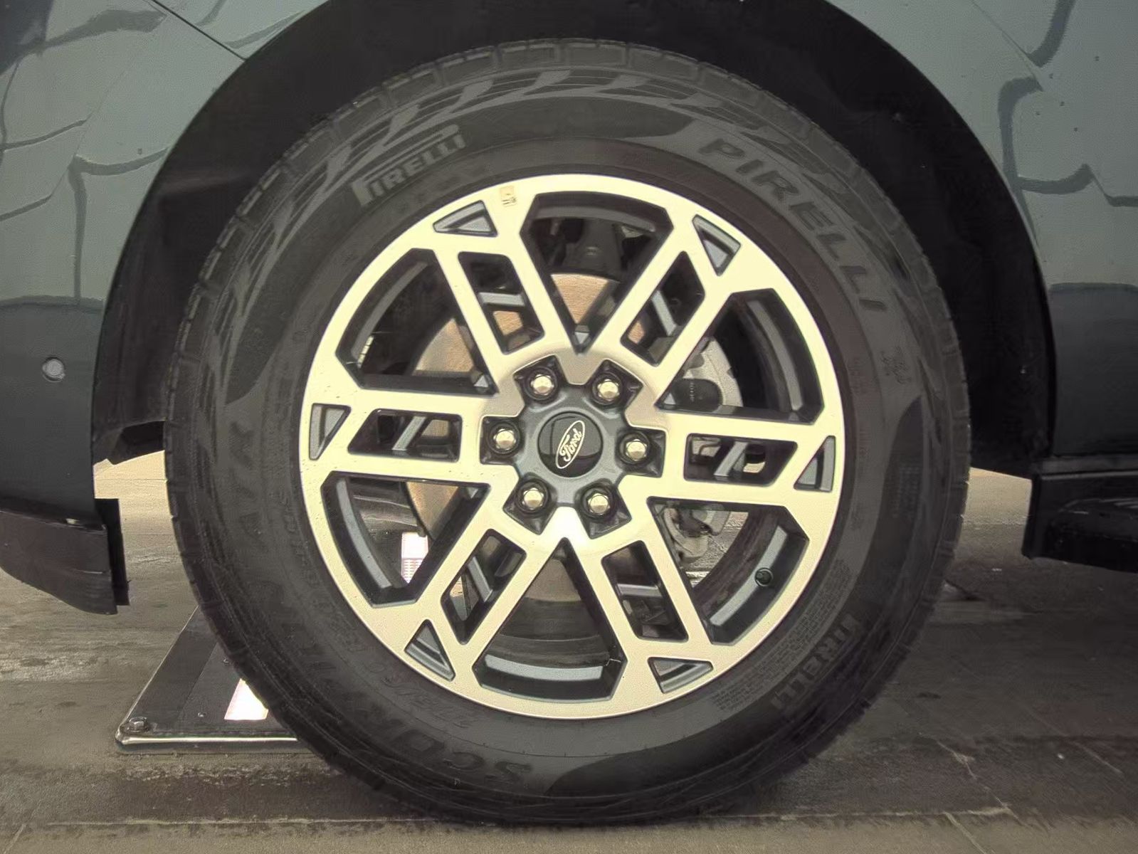 FORD EXPEDITION MAX - 10