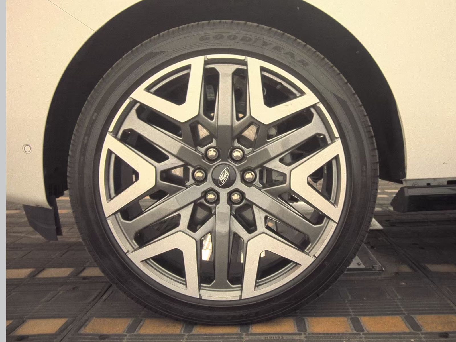 FORD EXPEDITION MAX - 10