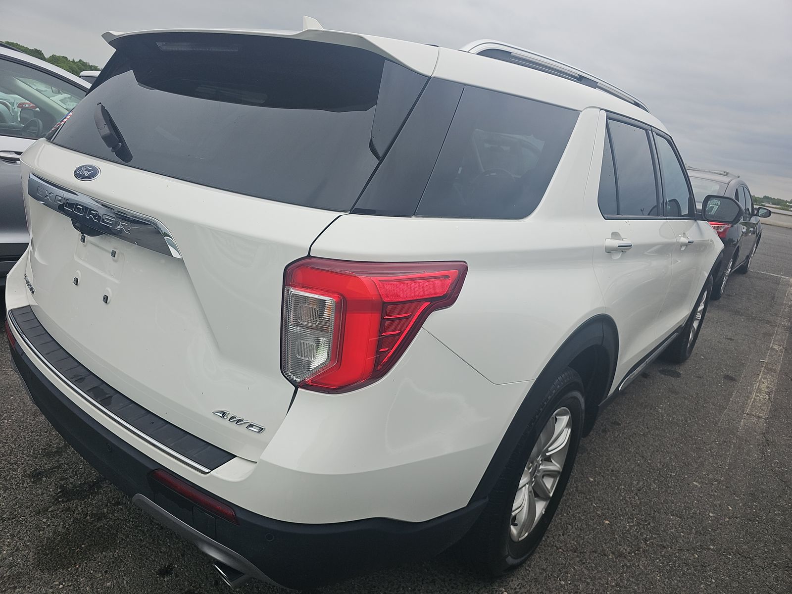 FORD EXPLORER - 5