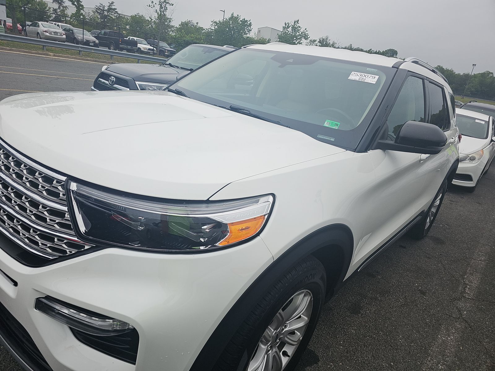 FORD EXPLORER - 1