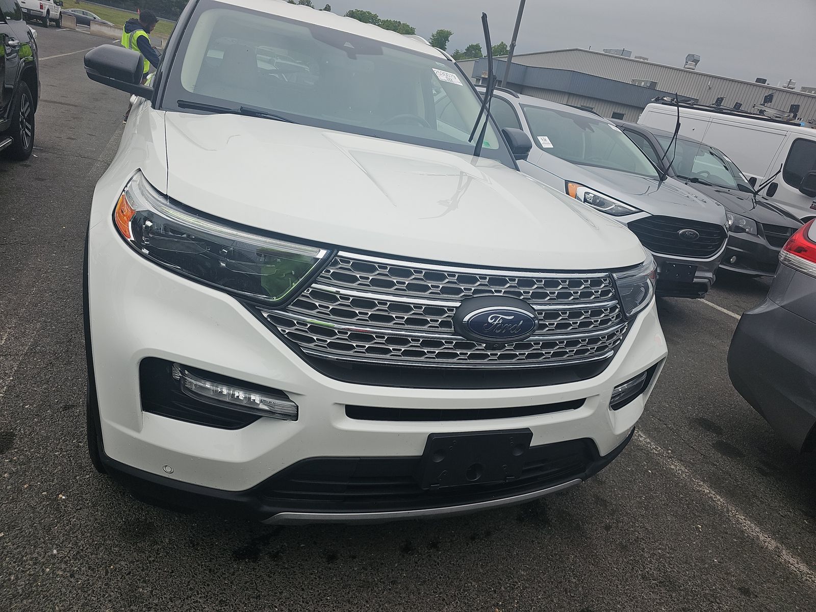 FORD EXPLORER - 3