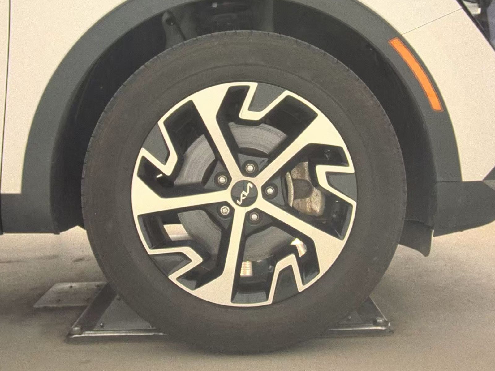 2023 Kia Sportage EX AWD