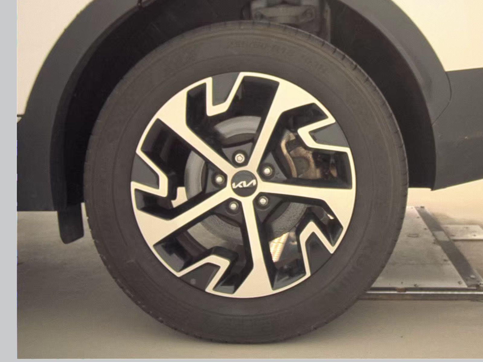 2023 Kia Sportage EX AWD