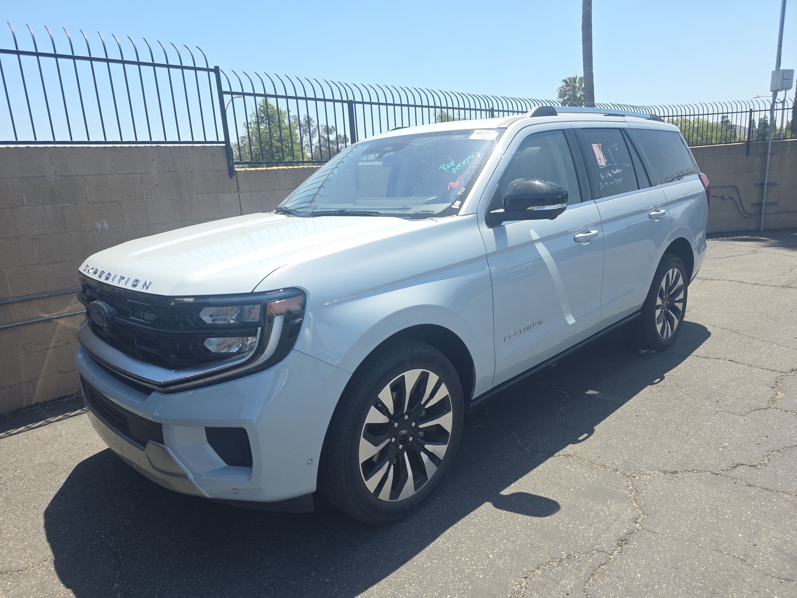 FORD EXPEDITION - 1