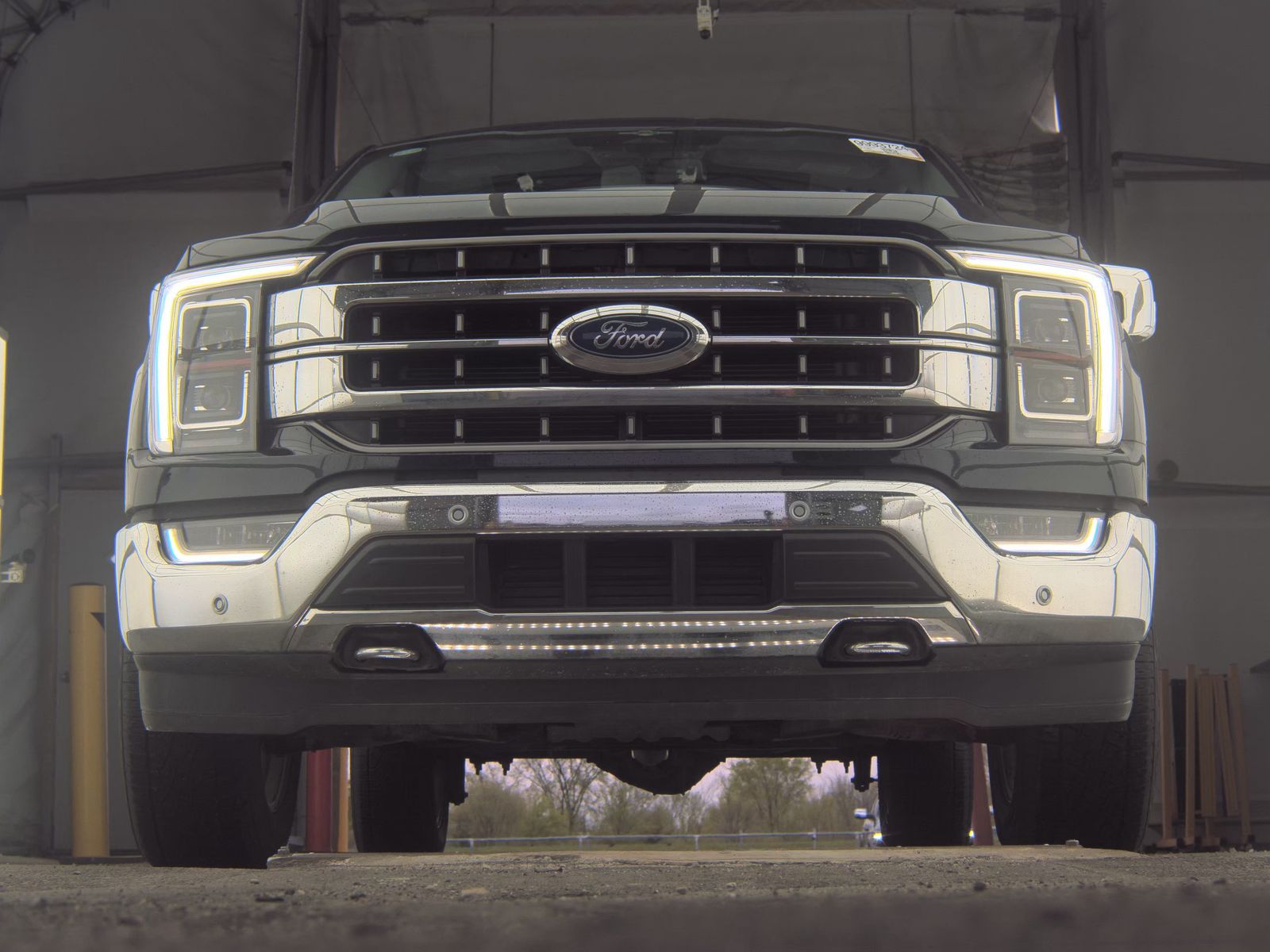 FORD F-150 - 4