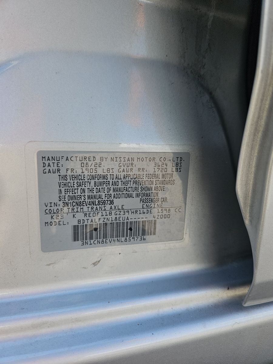 NISSAN VERSA - 10