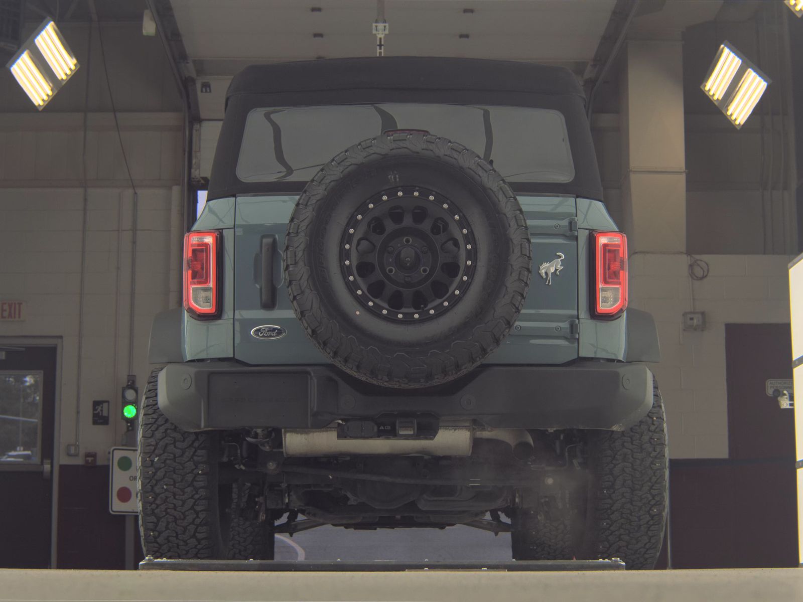 FORD BRONCO - 8