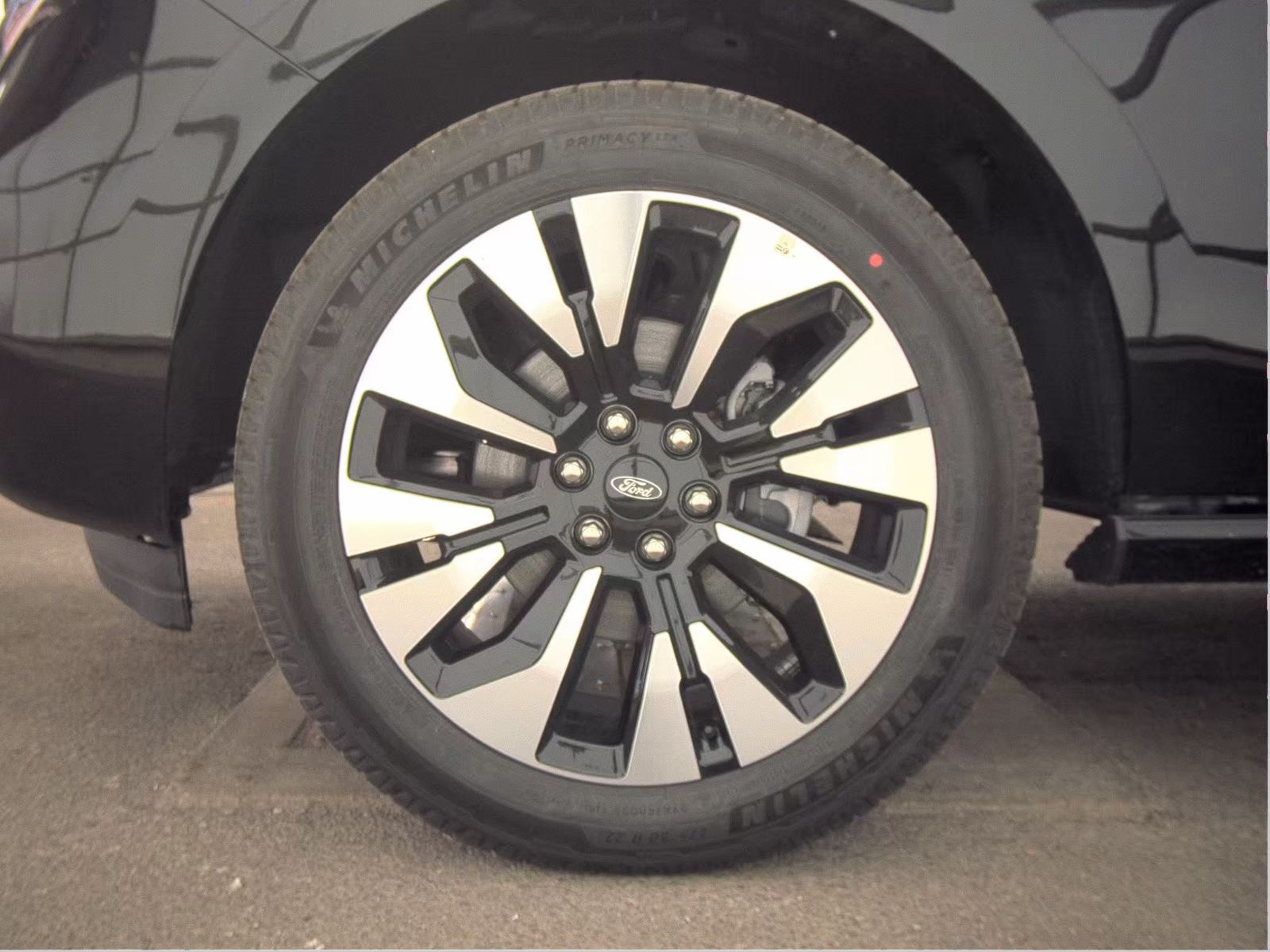 FORD EXPEDITION - 10