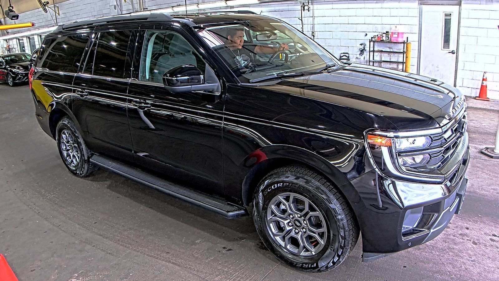 FORD EXPEDITION MAX - 4